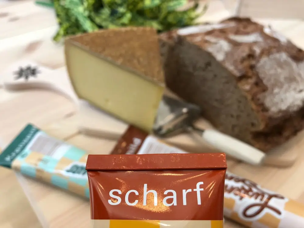 Lustenauer Senf, scharf